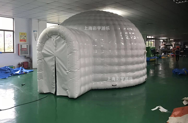 夾網(wǎng)布閉氣泡泡屋